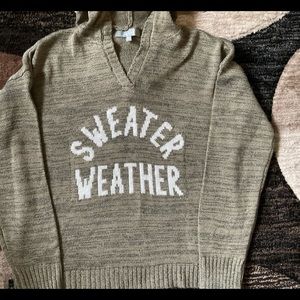 Nice NWOT Green Sweater!!